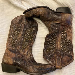 FRYE BILLY DISTRESSED STUDDED COWBOY BOOTS SIZE 8.5